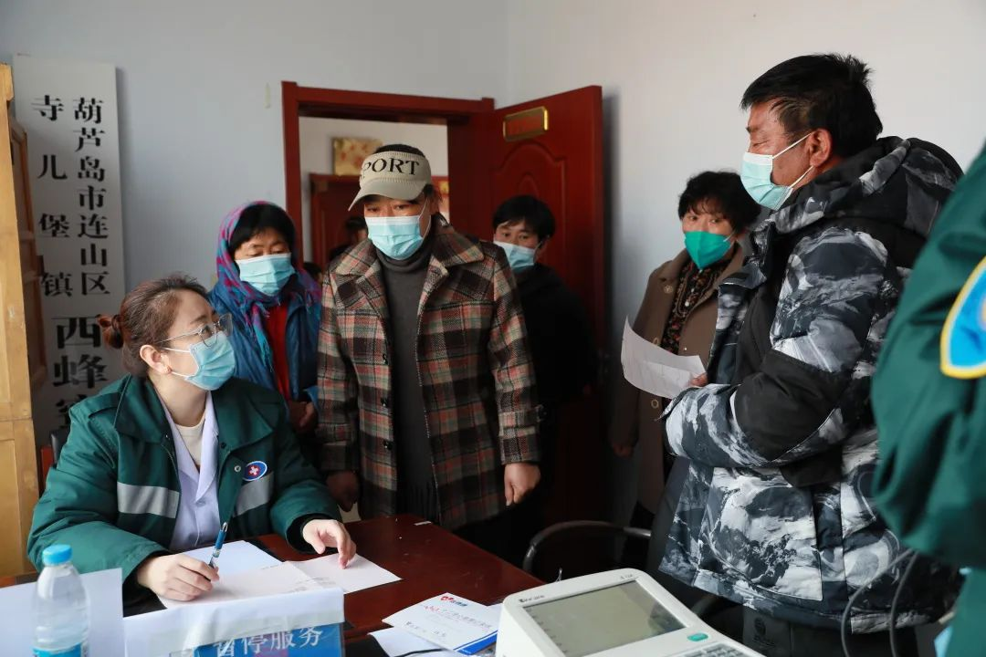 踐行黨的二十大精神，市二院黨員開展大型公益出診！(圖3)